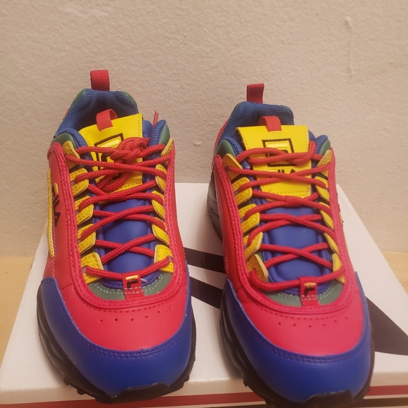 Fila Disruptor Sneakers - Picture 2 of 5